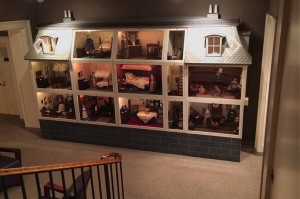 Hawthorne Doll House