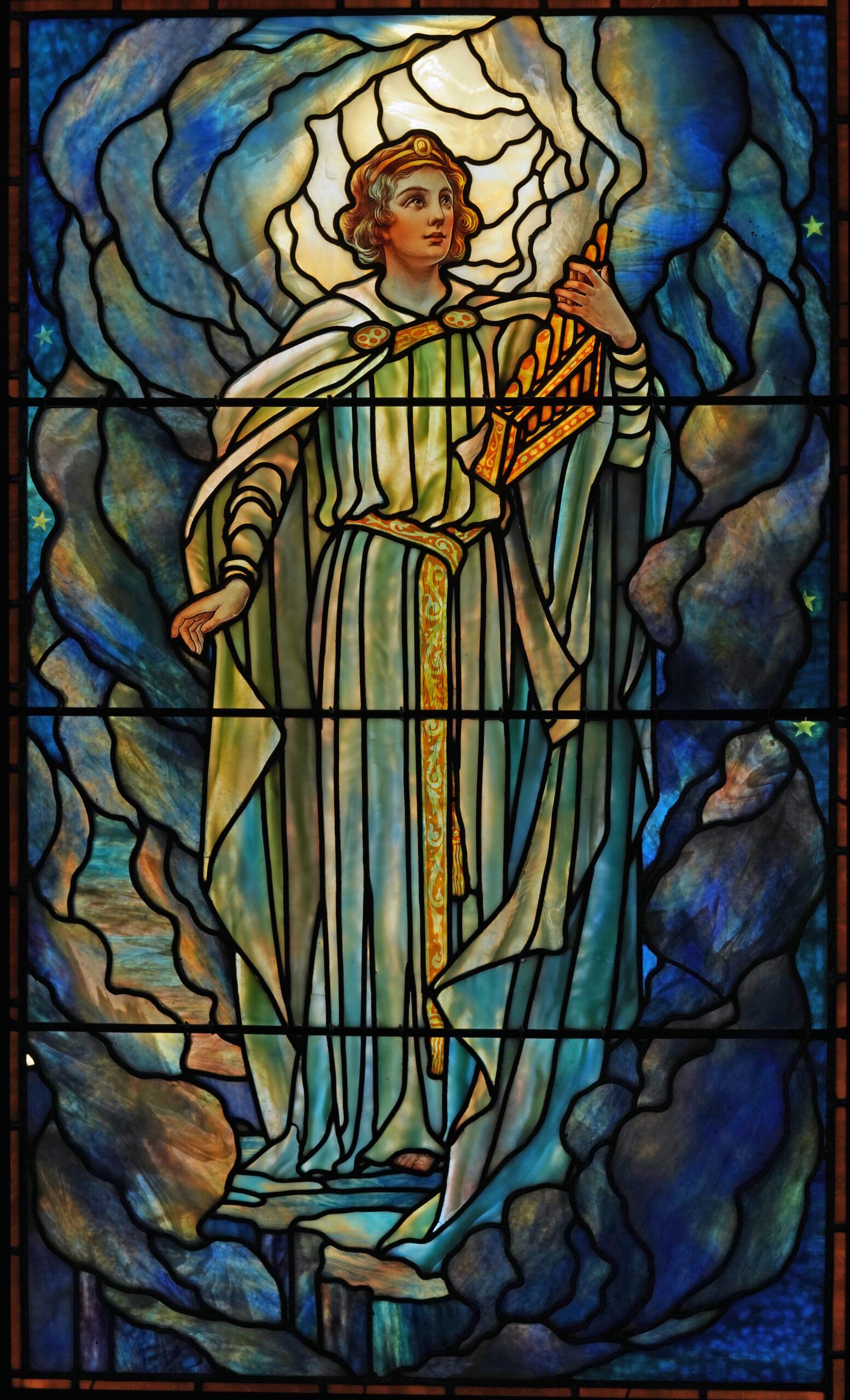 Tiffany glass on exhibit transcends its time